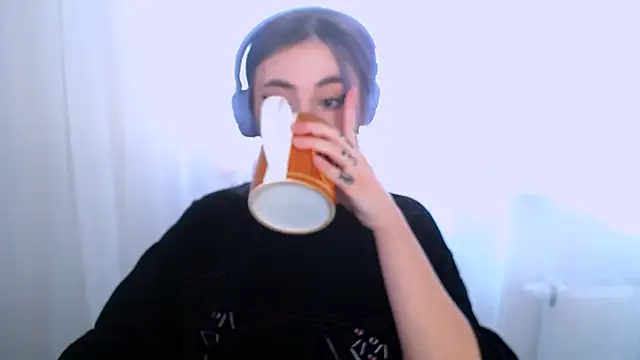 purplewitch online show from 10/29/25, 07:40