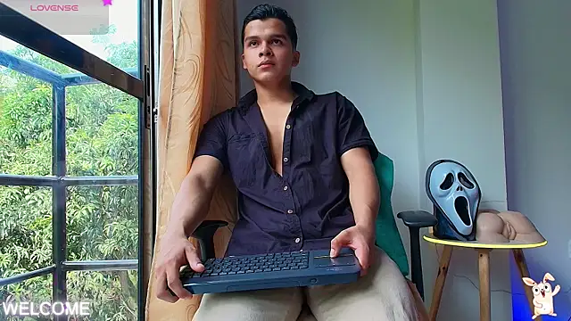 Dwayne Brown online show from 10/26/25, 02:17