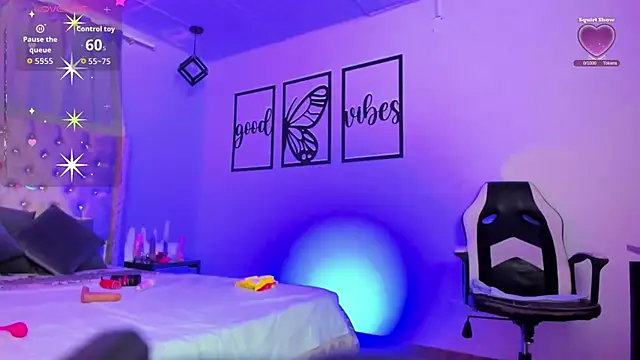 nicolee millerr online show from 01/07/26, 12:43