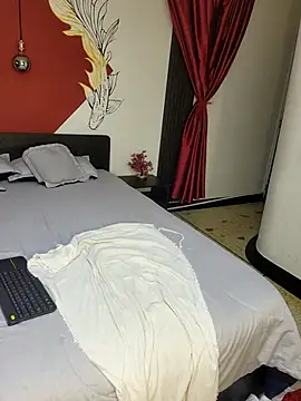 Snapshot of AuroraStartrainn chatting on 03/10/25, 03:52 AuroraStartrainn online show from 03/10/25, 03:52