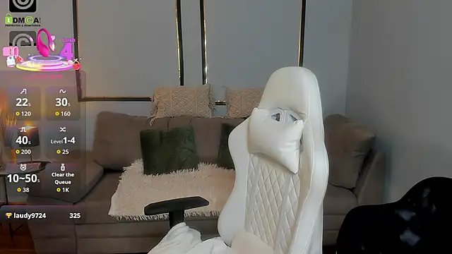 Anya-Ray online show from 11/17/25, 01:26