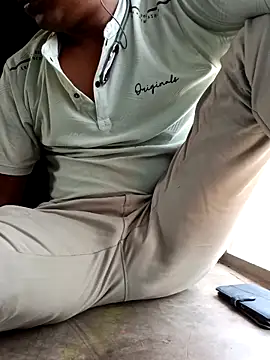 romantictubai online show from 03/25/26, 07:19