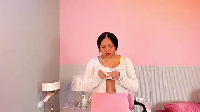 yeikafoxy online show from 10/29/25, 10:58