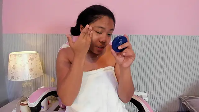 yeikafoxy online show from 11/20/25, 11:11