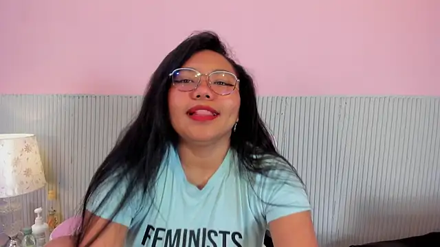 yeikafoxy online show from 10/25/25, 10:58