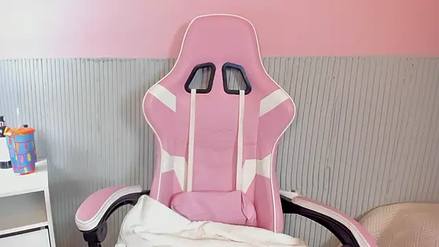 yeikafoxy online show from 03/03/26, 11:28