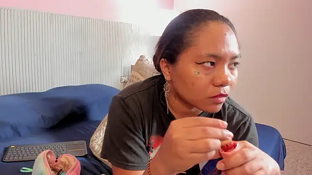 yeikafoxy online show from 03/07/26, 11:16