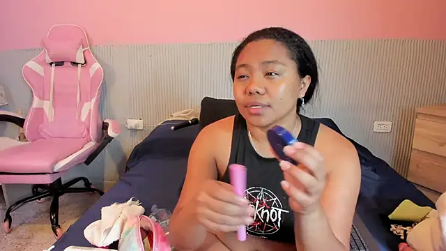 yeikafoxy online show from 11/27/25, 11:10