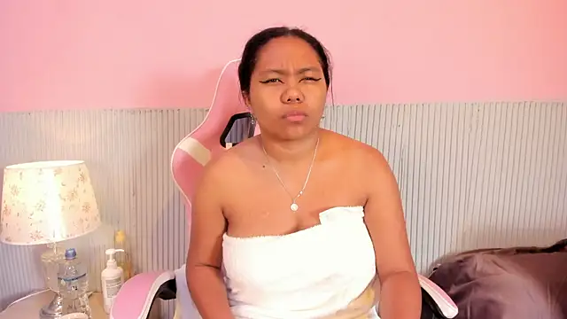 yeikafoxy online show from 11/01/25, 10:20