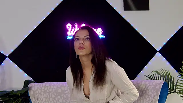 Snapshot of LissaAnn chatting on 02/04/26, 05:02 LissaAnn online show from 02/04/26, 05:02