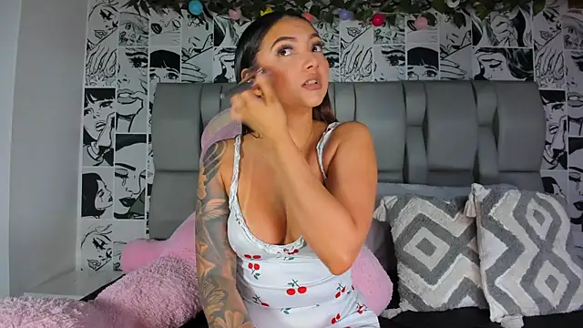 LucyRosse online show from 04/28/26, 11:14