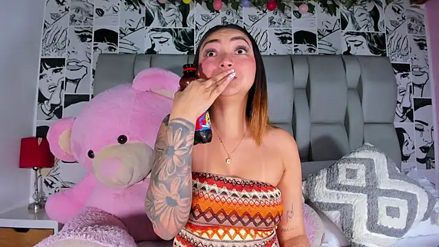 LucyRosse online show from 03/22/26, 12:07