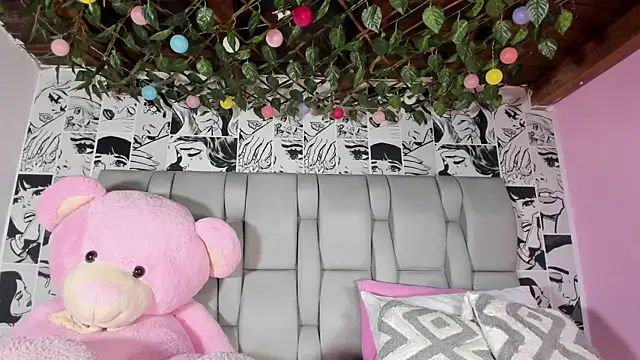 LucyRosse online show from 05/10/26, 11:25