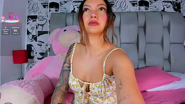 LucyRosse online show from 11/28/25, 11:21