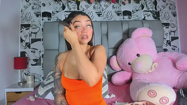 LucyRosse online show from 04/19/26, 11:22