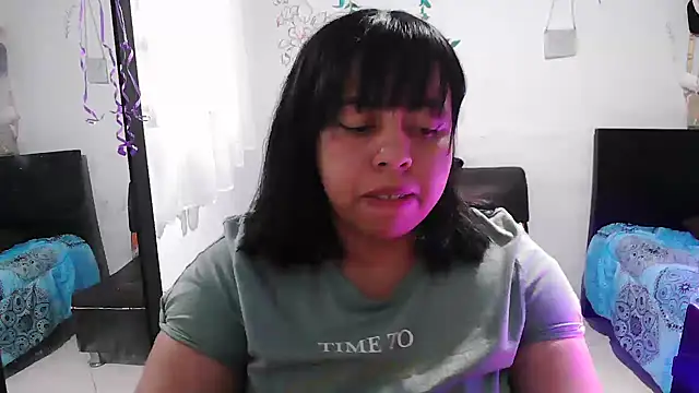 alexandraluv online show from 10/18/25, 08:11