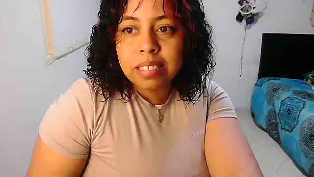 alexandraluv online show from 12/05/25, 12:32