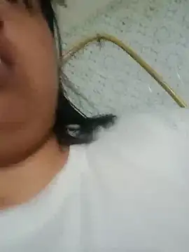 alexandraluv online show from 10/10/25, 10:21