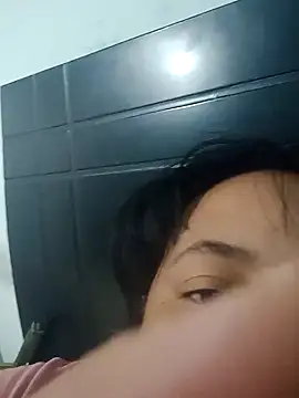 alexandraluv online show from 09/26/25, 03:52