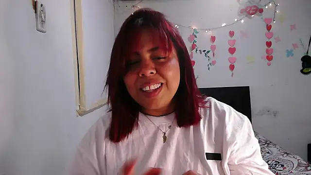 Snapshot of alexandraluv chatting on 02/15/26, 11:03 alexandraluv online show from 02/15/26, 11:03