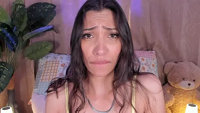 Snapshot of Miss_veronicaa2 chatting on 07/10/26, 01:22 Miss veronicaa2 online show from 07/10/26, 01:22