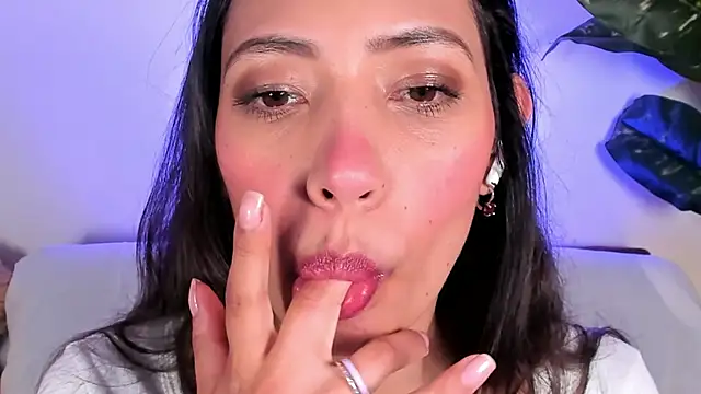Miss veronicaa2 online show from 05/14/26, 01:19