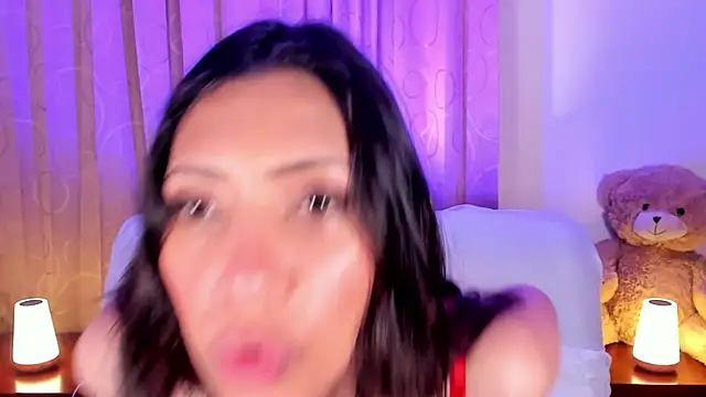 Miss veronicaa2 online show from 02/11/26, 01:00