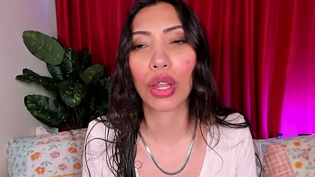 Miss veronicaa2 online show from 12/18/25, 01:04