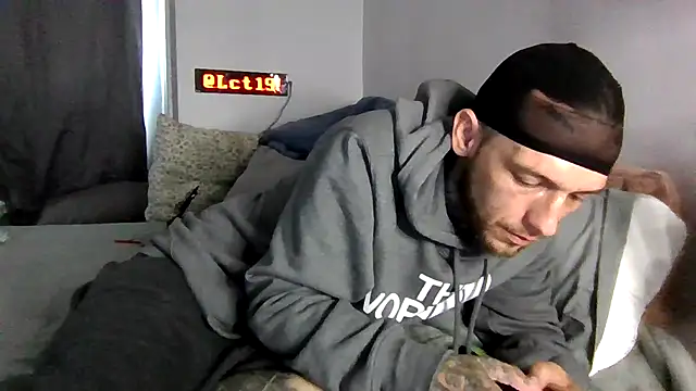 cruz815 online show from 05/12/26, 04:46