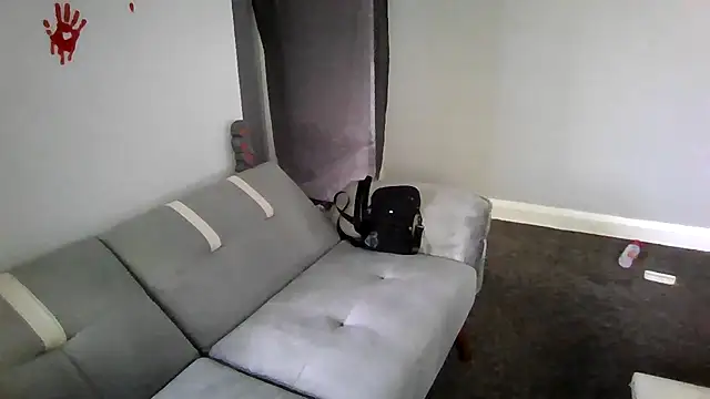 cruz815 online show from 10/29/25, 07:24