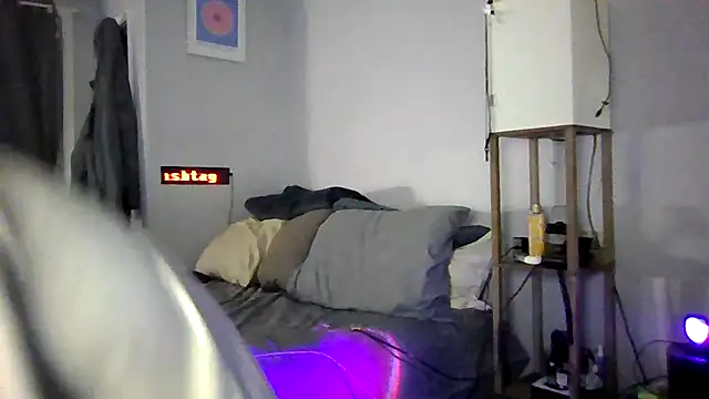 cruz815 online show from 05/27/26, 02:52