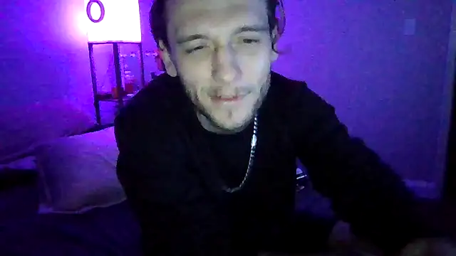 cruz815 online show from 12/01/25, 10:32