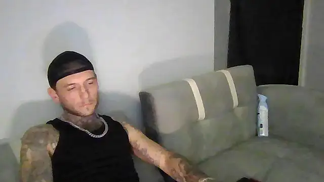 cruz815 online show from 11/28/25, 02:45