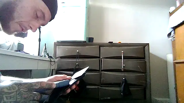 cruz815 online show from 04/13/26, 12:42