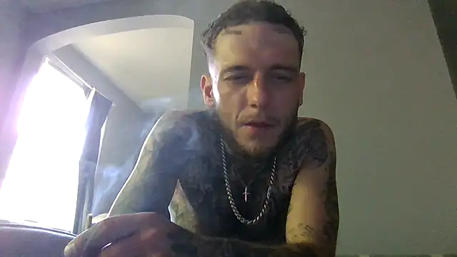 cruz815 online show from 04/23/26, 05:03