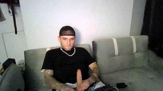 cruz815 online show from 11/20/25, 10:42