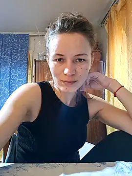 Snapshot of Belladonna253 chatting on 03/21/25, 11:33 Belladonna253 online show from 03/21/25, 11:33