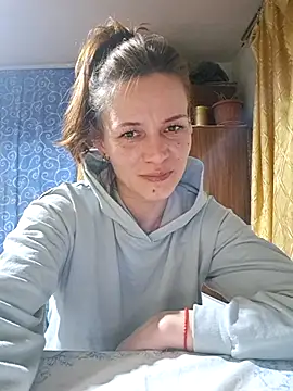 Snapshot of Belladonna253 chatting on 03/15/25, 07:27 Belladonna253 online show from 03/15/25, 07:27