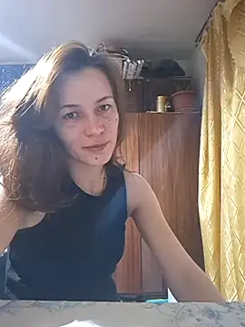 Snapshot of Belladonna253 chatting on 03/07/25, 10:43 Belladonna253 online show from 03/07/25, 10:43