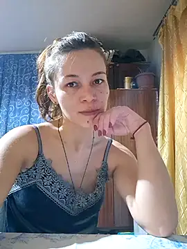 Snapshot of Belladonna253 chatting on 03/03/25, 08:08 Belladonna253 online show from 03/03/25, 08:08