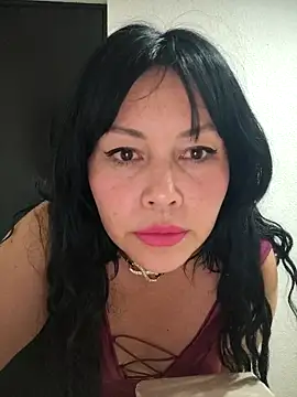 Snapshot of KellyPerlaxxx chatting on 10/24/25, 04:06 KellyPerlaxxx online show from 10/24/25, 04:06