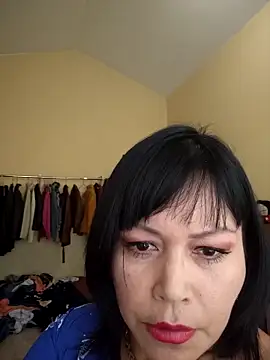 Snapshot of KellyPerlaxxx chatting on 11/15/25, 10:58 KellyPerlaxxx online show from 11/15/25, 10:58