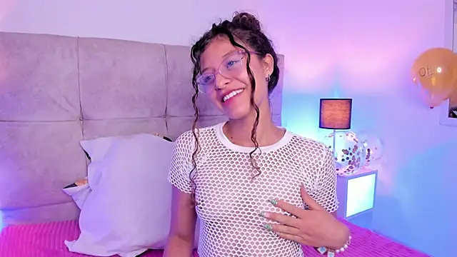 mac-sara online show from 03/17/25, 11:13