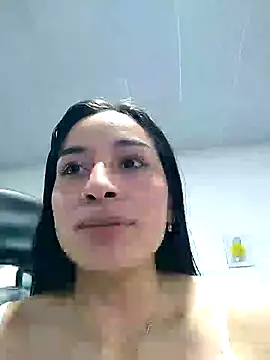 Snapshot of Marce0 chatting on 02/10/25, 02:30 Marce0 online show from 02/10/25, 02:30