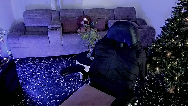 Dylan Milk online show from 12/05/25, 12:32