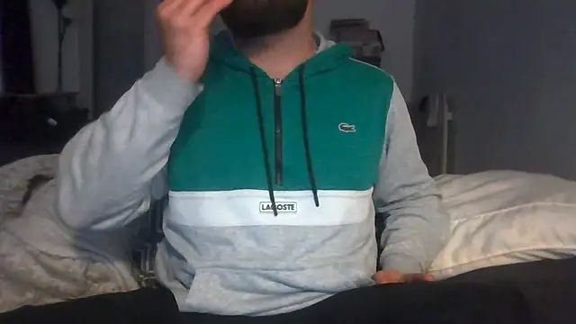 Snapshot of Zer_oki chatting on 10/10/25, 09:59 Zer oki online show from 10/10/25, 09:59