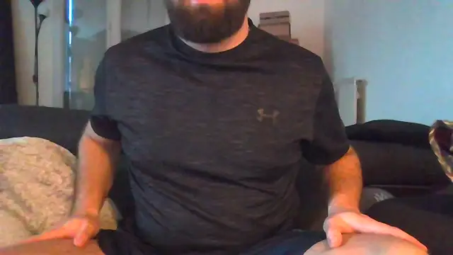 Snapshot of Zer_oki chatting on 11/17/25, 11:36 Zer oki online show from 11/17/25, 11:36