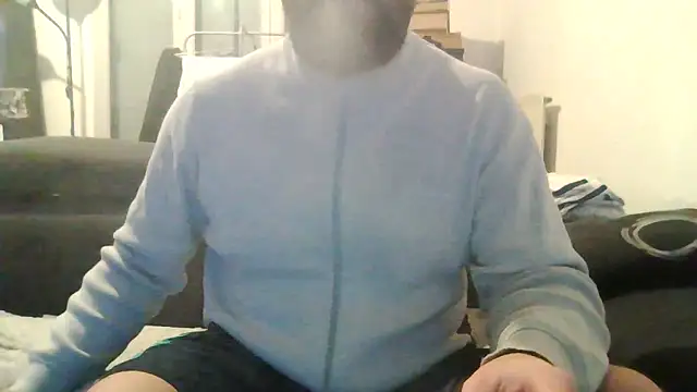 Snapshot of Zer_oki chatting on 11/30/25, 03:57 Zer oki online show from 11/30/25, 03:57