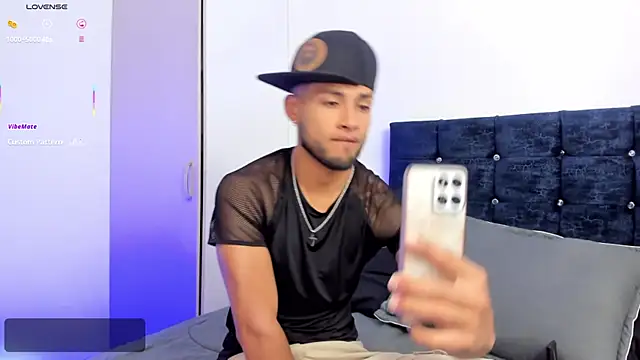 Max Conor1 online show from 10/29/25, 03:00