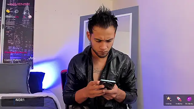Snapshot of Max_Conor1 chatting on 02/11/25, 12:25 Max Conor1 online show from 02/11/25, 12:25